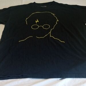 Black Short-Sleeve Graphic Tee with Yellow Outline